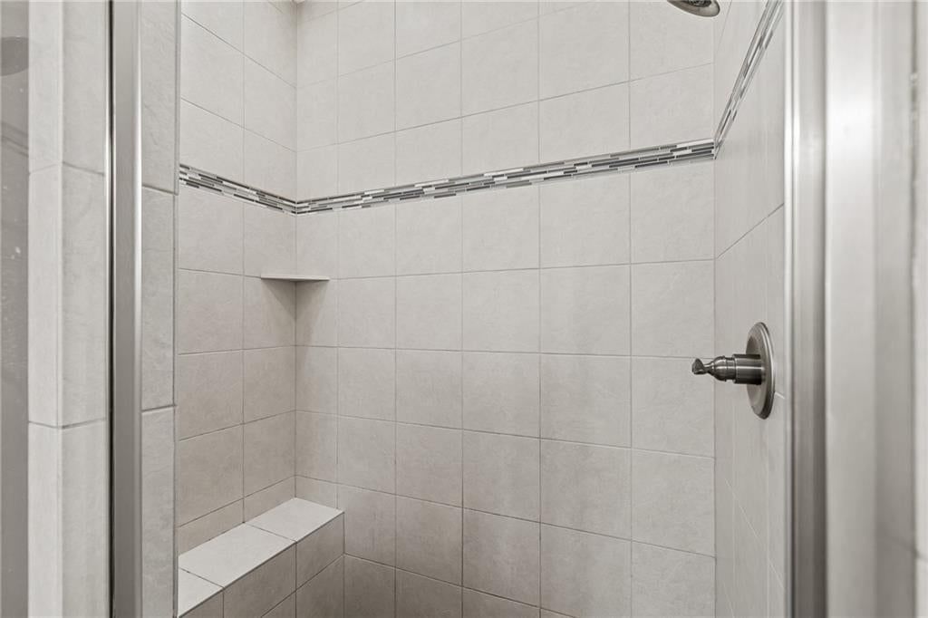 Photo 34 of 82 - 5219 NW 92nd Terrace, Kansas City, MO 64154