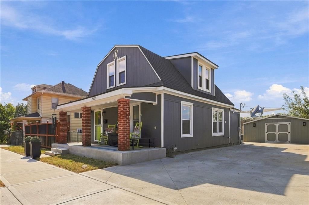 2638 Jarboe Street, Kansas City, MO: listing photo 2