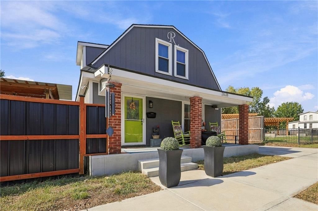 2638 Jarboe Street, Kansas City, MO: listing photo 3