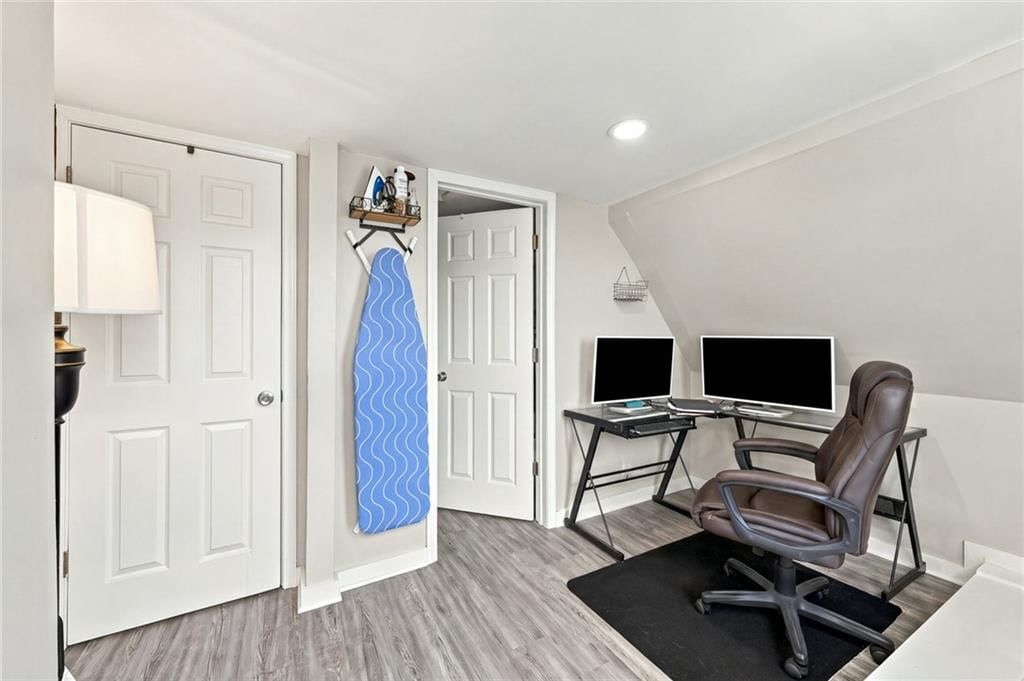 Home office at 2638 Jarboe Street, Kansas City, MO 64108