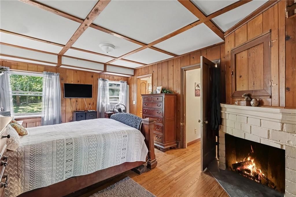 Photo 19 of 39 - 11905 Little Blue Road, Kansas City, MO 64133