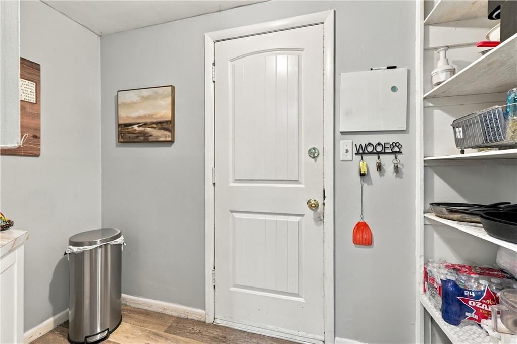 Photo 7 of 30 - 1009 E 134th Street, Grandview, MO 64030