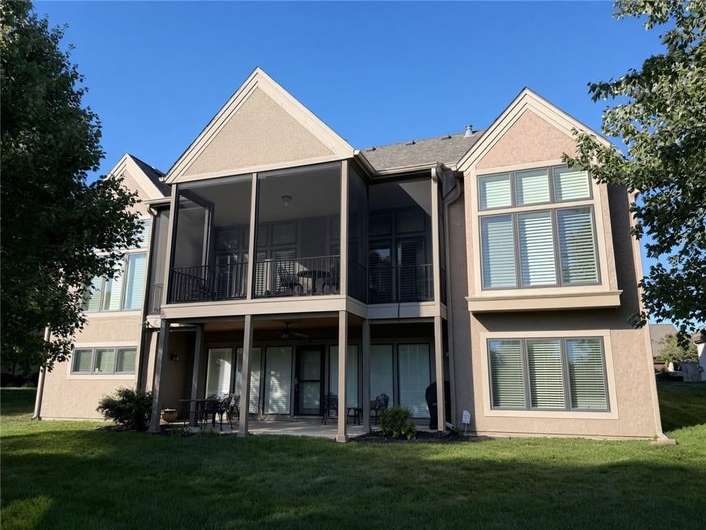 Photo 6 of 6 - 6105 W 147th Street W, Overland Park, KS 66223