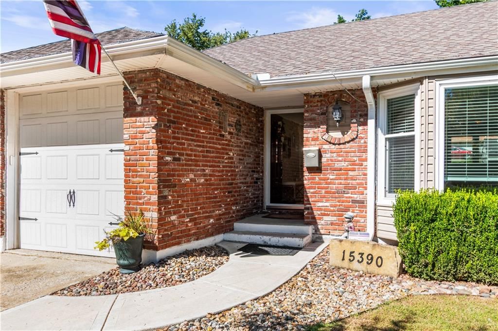 Photo 4 of 40 - 15390 E 45th Street S, Independence, MO 64055