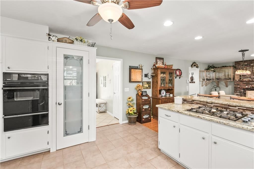 Photo 10 of 40, 15390 E 45th Street S, Independence, MO 64055