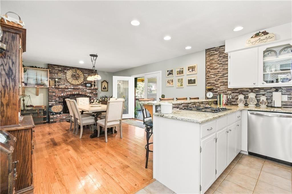 Photo 13 of 40, 15390 E 45th Street S, Independence, MO 64055