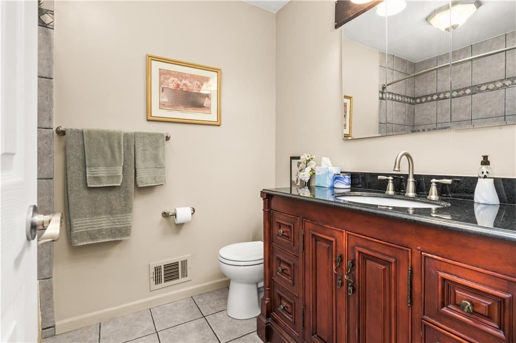 Photo 20 of 40 - 15390 E 45th Street S, Independence, MO 64055
