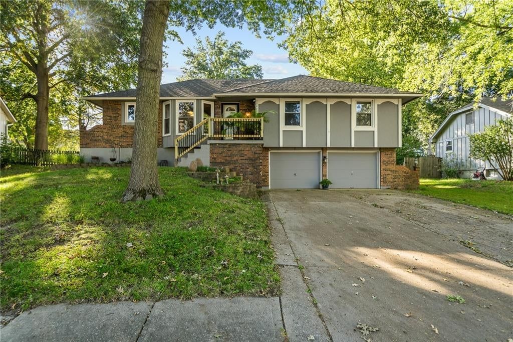 1200 Downing Street, Liberty, MO: listing photo 3