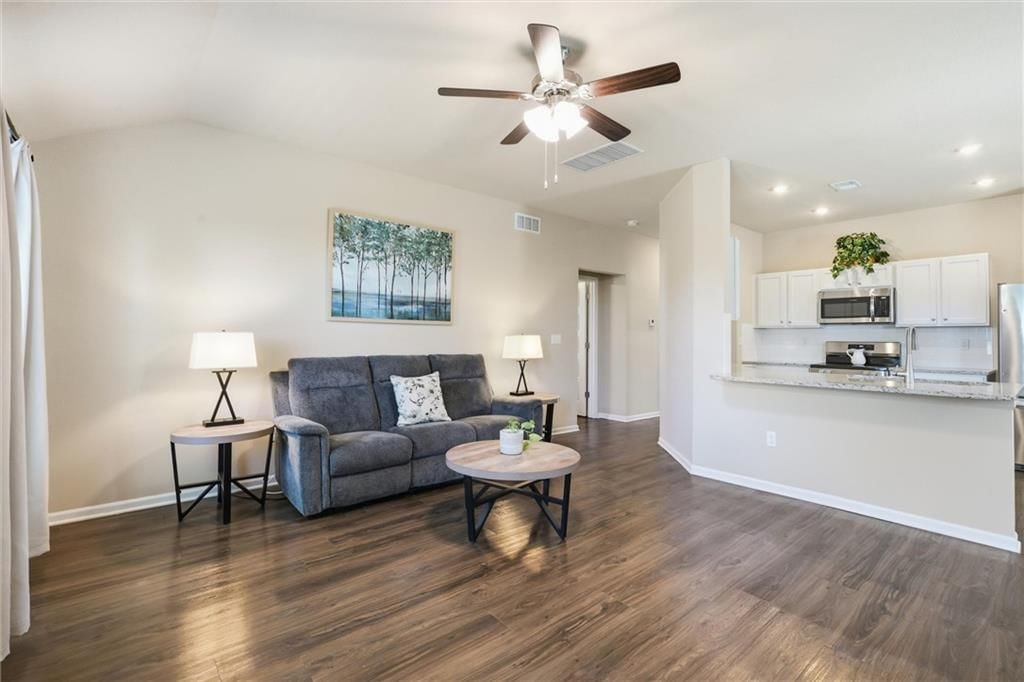 Photo 8 of 32 - 526 N Pear Street, Gardner, KS 66030