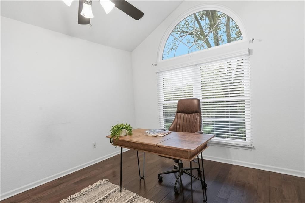 Home office at 6122 NE KENSINGTON Drive, Lee's Summit, MO 64064