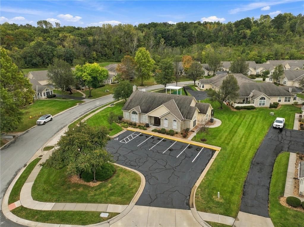 Photo 38 of 39 - 6122 NE KENSINGTON Drive, Lee's Summit, MO 64064