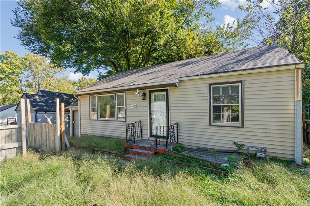 6411 Walrond Avenue, Kansas City, MO: listing photo 2