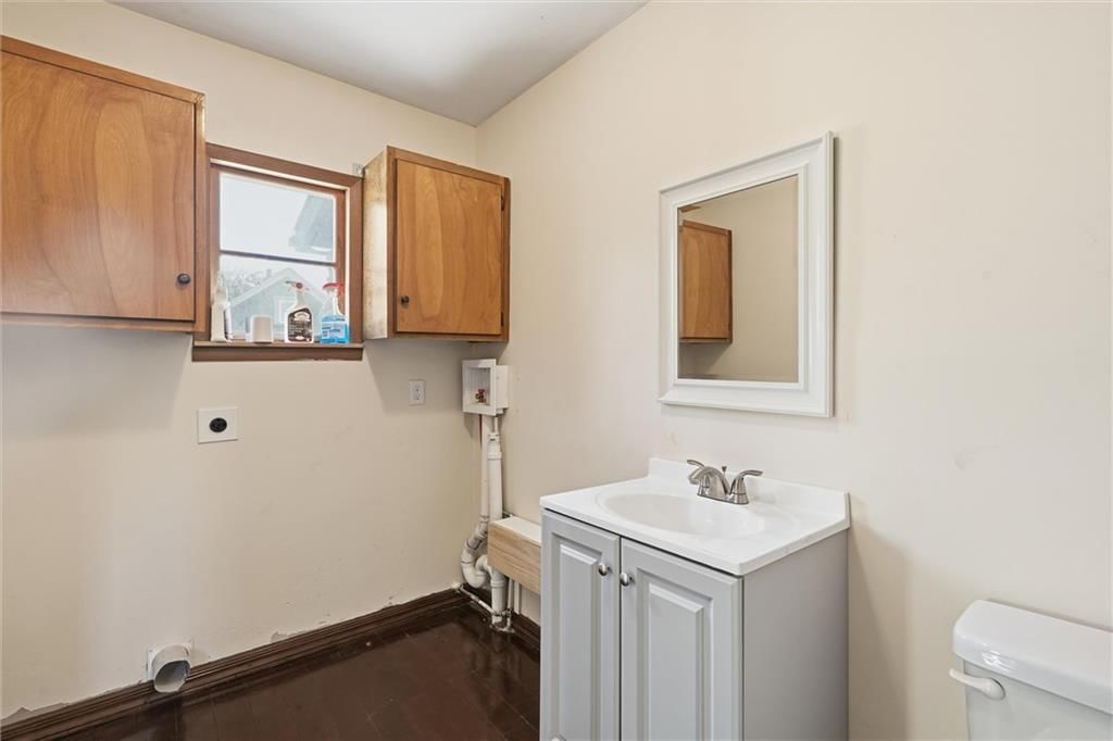 Photo 25 of 34 - 614 Spruce Street, Leavenworth, KS 66048