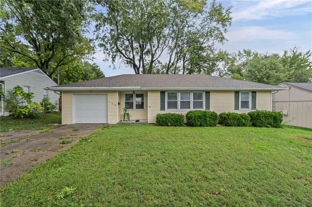 509 NW Central Street, Lee's Summit, MO