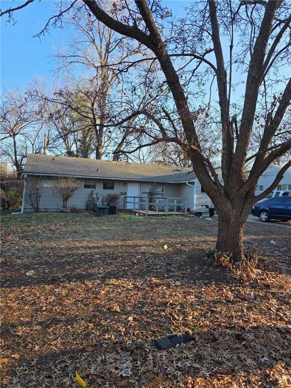 10726 Sycamore Terrace, Kansas City, MO