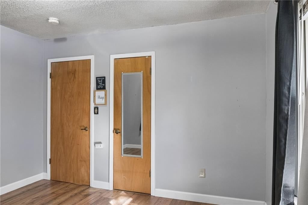 Photo 14 of 27 - 3002 W 44th Avenue, Kansas City, KS 66103
