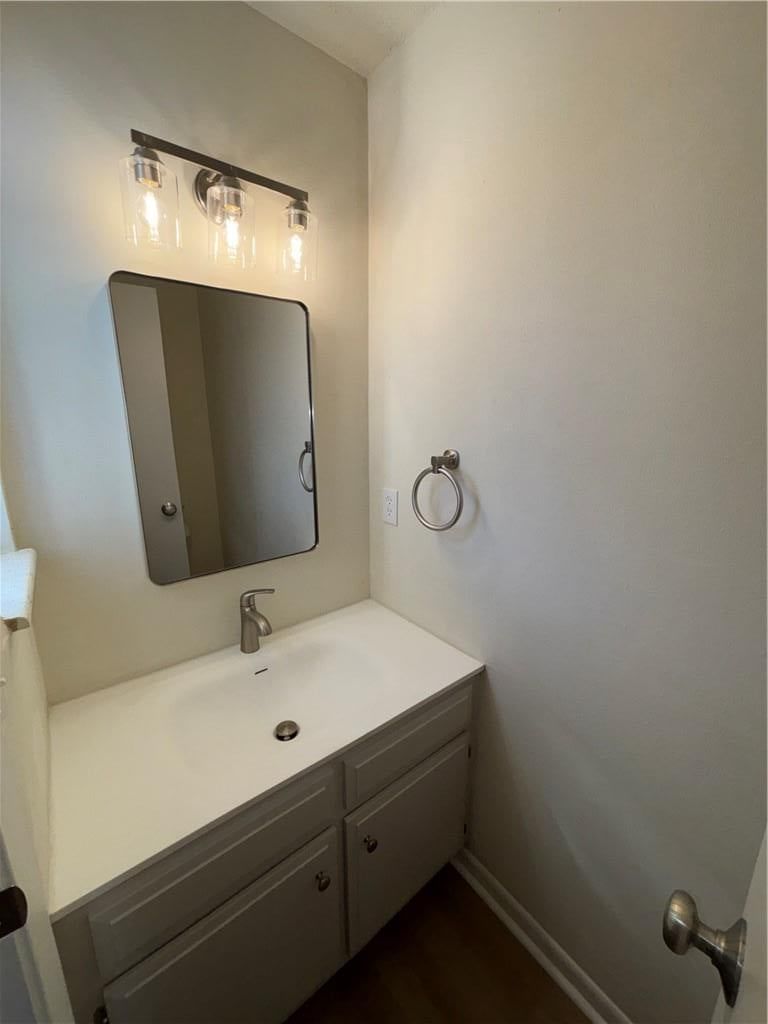 Photo 15 of 44 - 11261 Calico Drive, Kansas City, MO 64137