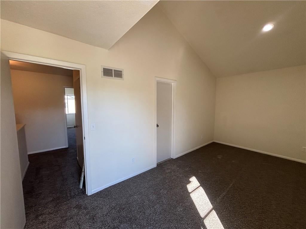 Photo 22 of 44 - 11261 Calico Drive, Kansas City, MO 64137