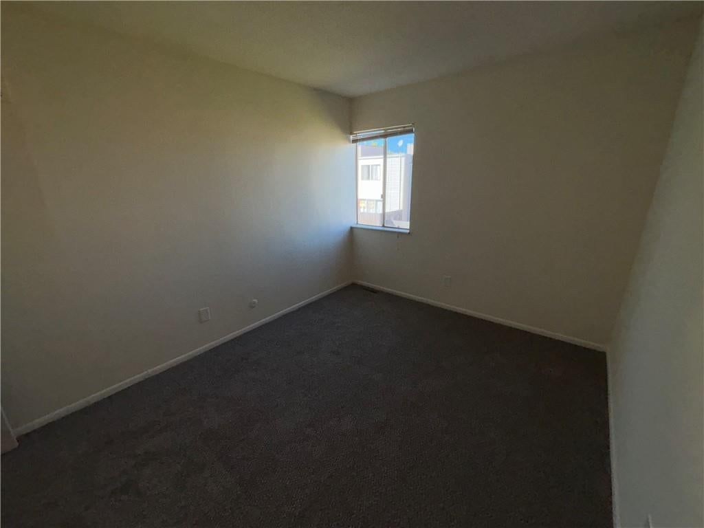 Photo 29 of 44 - 11261 Calico Drive, Kansas City, MO 64137