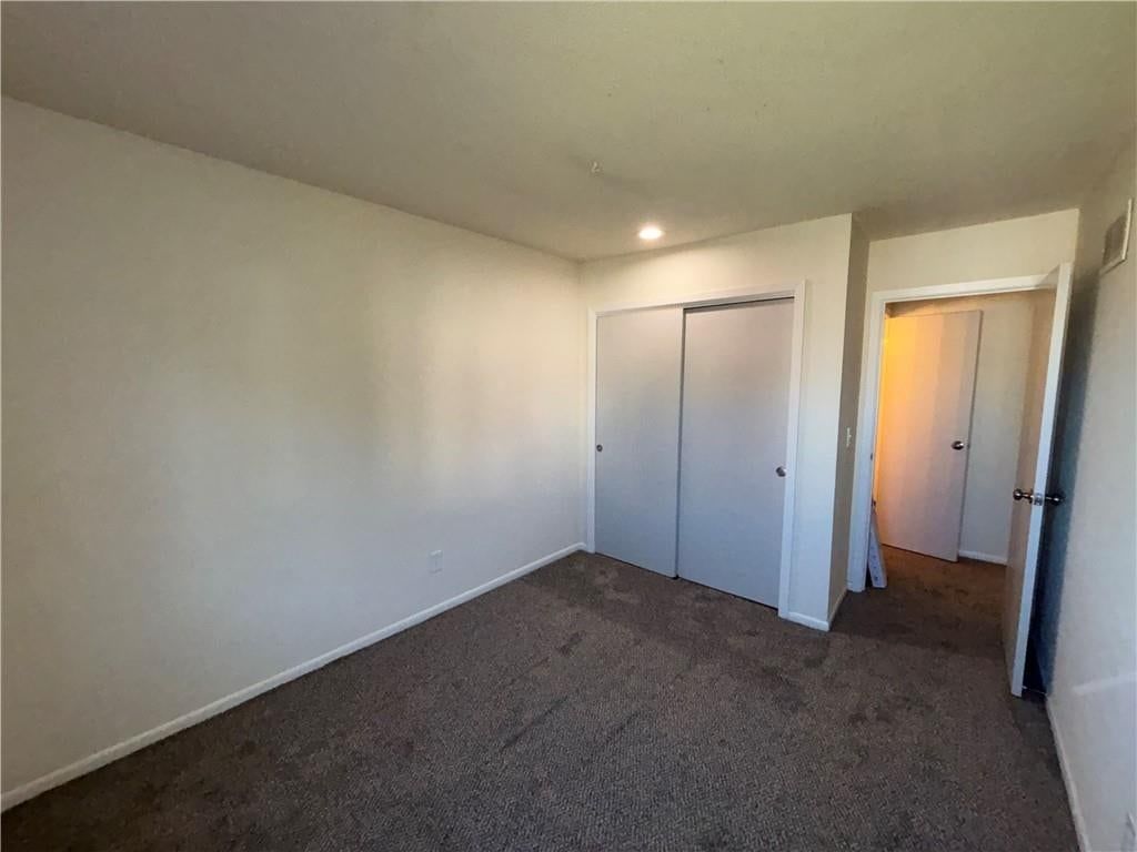 Photo 31 of 44 - 11261 Calico Drive, Kansas City, MO 64137