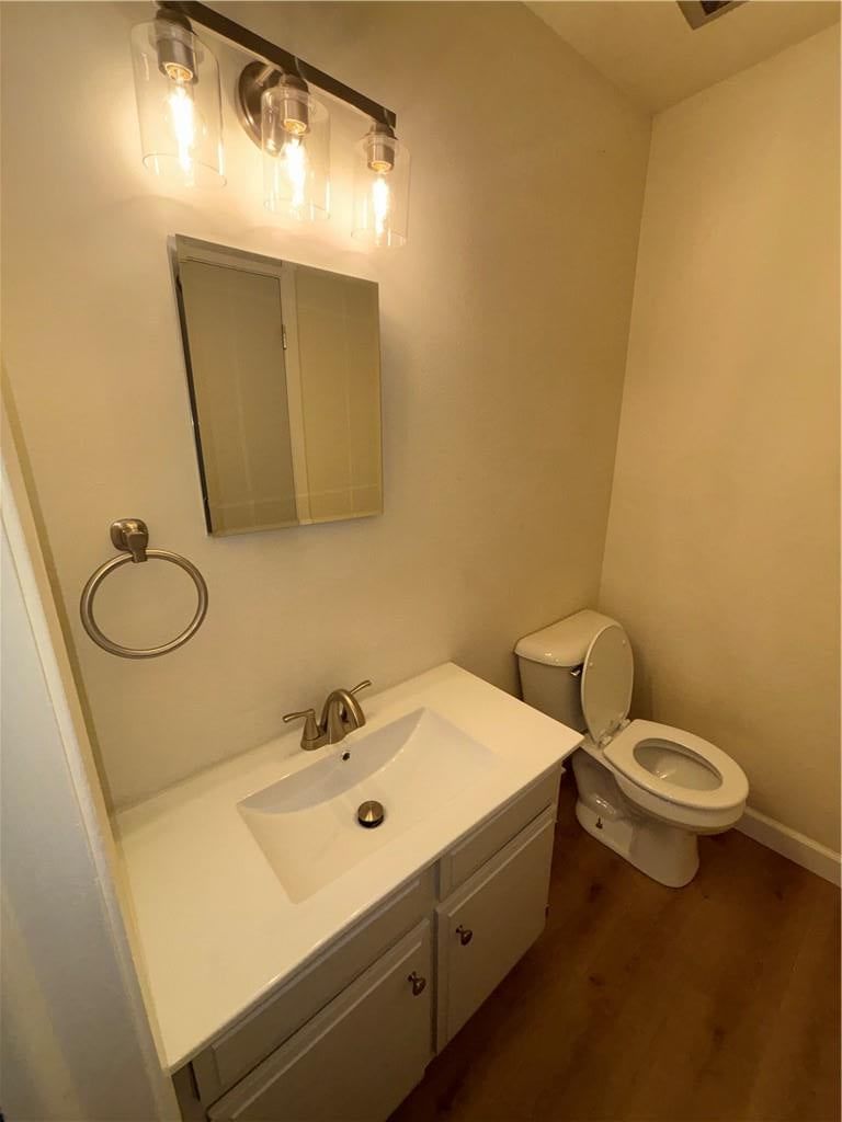 Photo 33 of 44 - 11261 Calico Drive, Kansas City, MO 64137