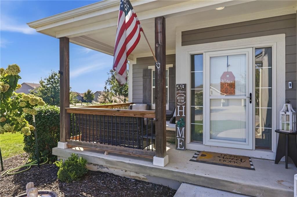 Photo 4 of 54 - 14134 S Pascal Street, Olathe, KS 66061