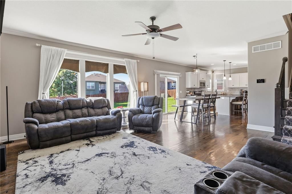 Photo 12 of 54 - 14134 S Pascal Street, Olathe, KS 66061