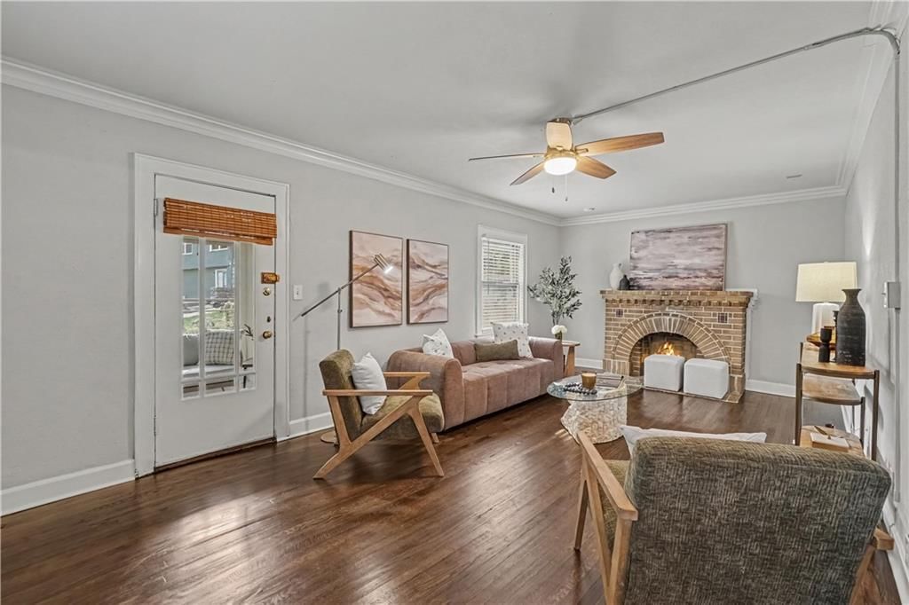 4936 Troostwood Road, Kansas City, MO