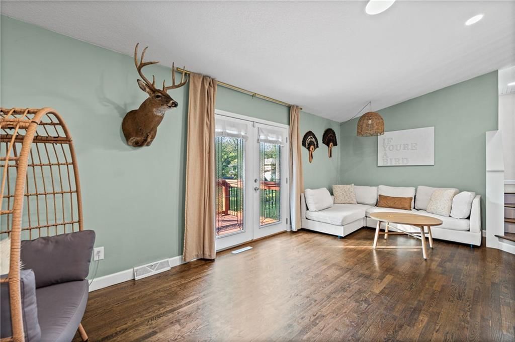 Photo 8 of 46 - 7711 NE 53rd Terrace, Kansas City, MO 64119