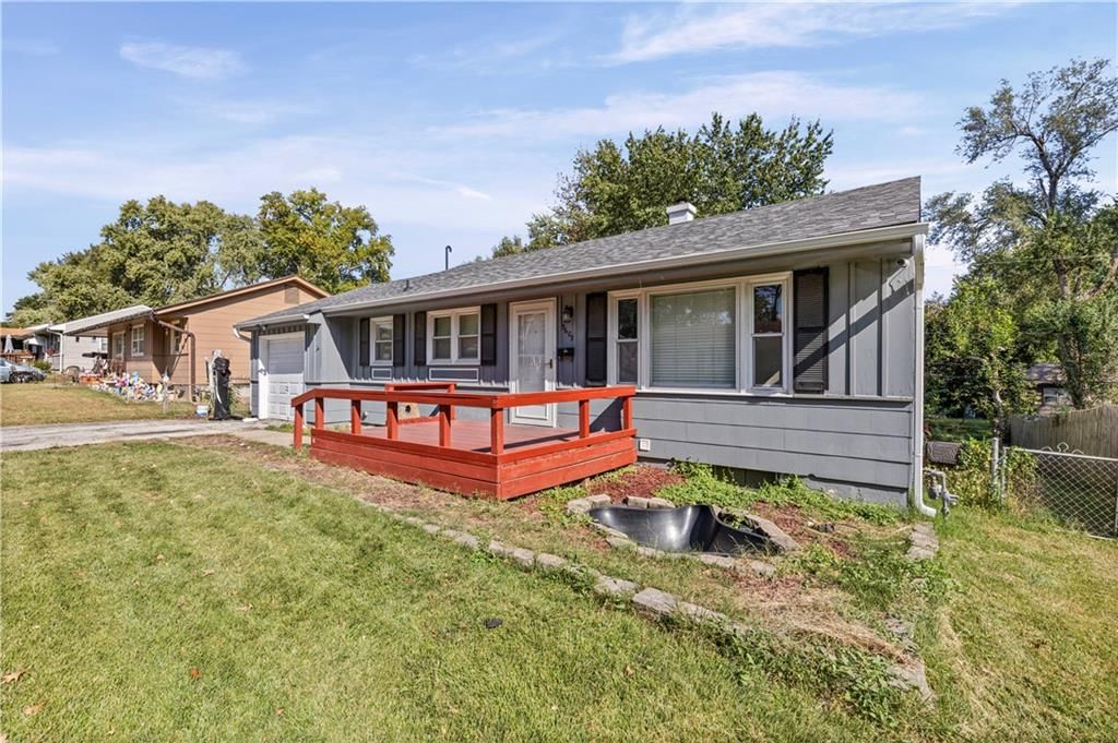 3607 S Osage Street, Independence, MO: listing photo 2
