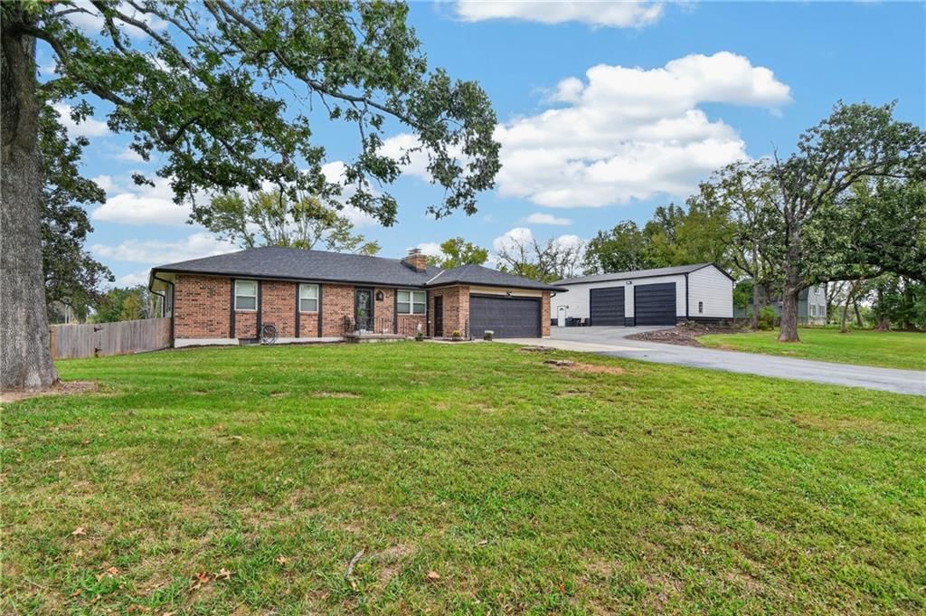 18902 E 263rd Street, Harrisonville, MO