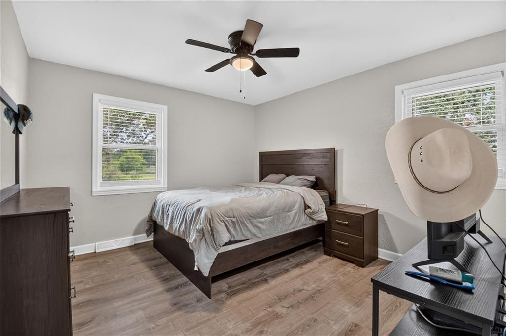 Photo 22 of 78 - 18902 E 263rd Street, Harrisonville, MO 64701