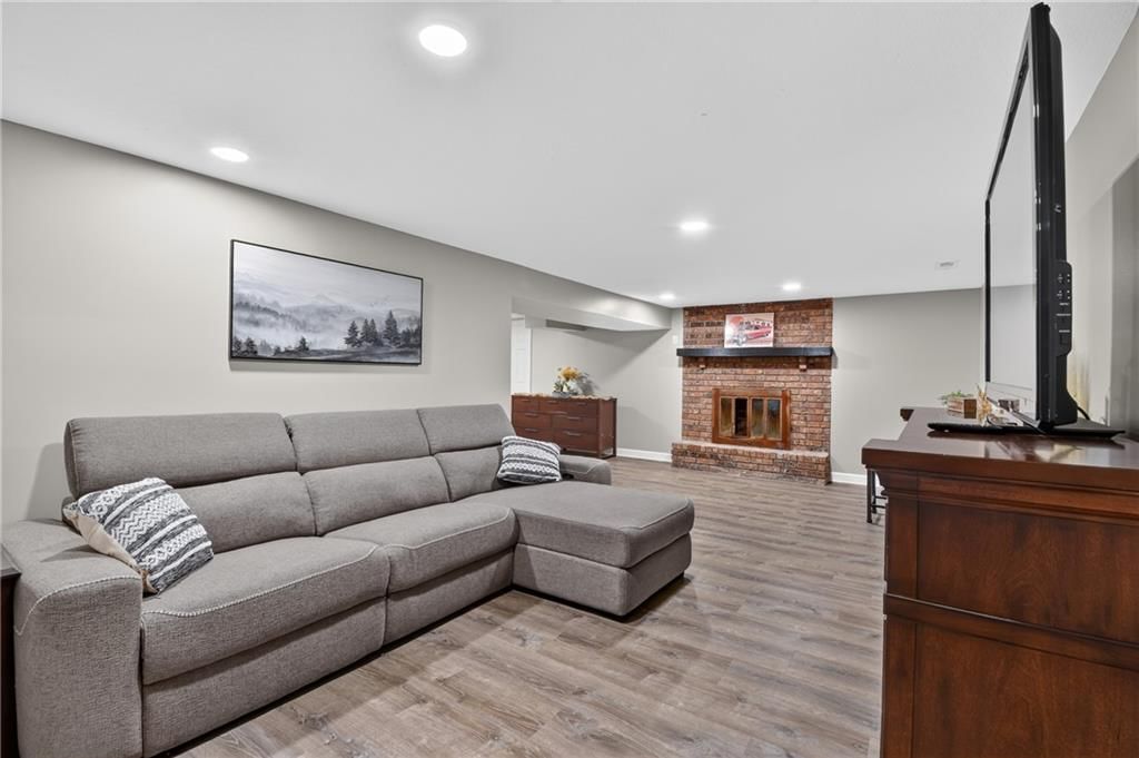 Photo 29 of 78 - 18902 E 263rd Street, Harrisonville, MO 64701