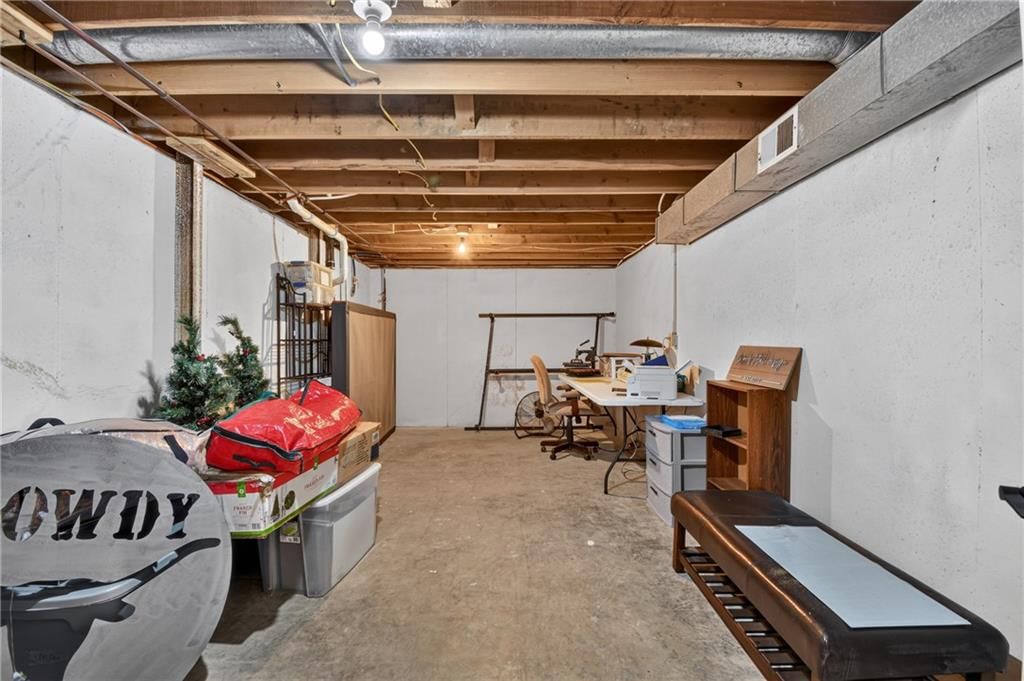 Photo 34 of 78 - 18902 E 263rd Street, Harrisonville, MO 64701