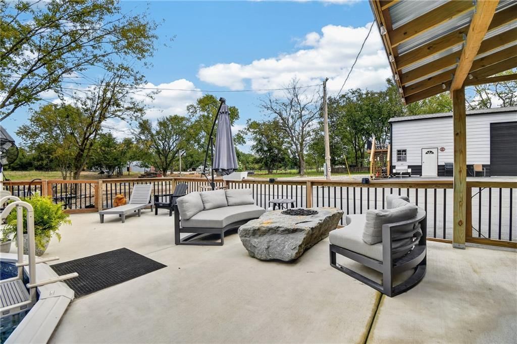 Photo 36 of 78 - 18902 E 263rd Street, Harrisonville, MO 64701