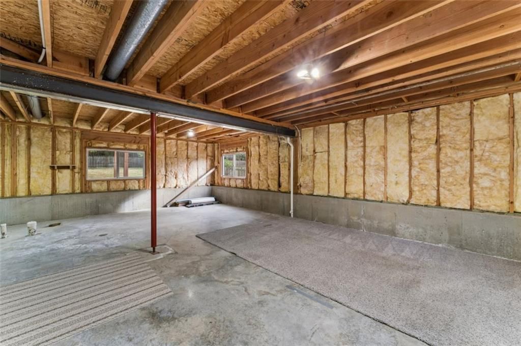 Photo 35 of 45 - 20556 W 220th Terrace, Spring Hill, KS 66083
