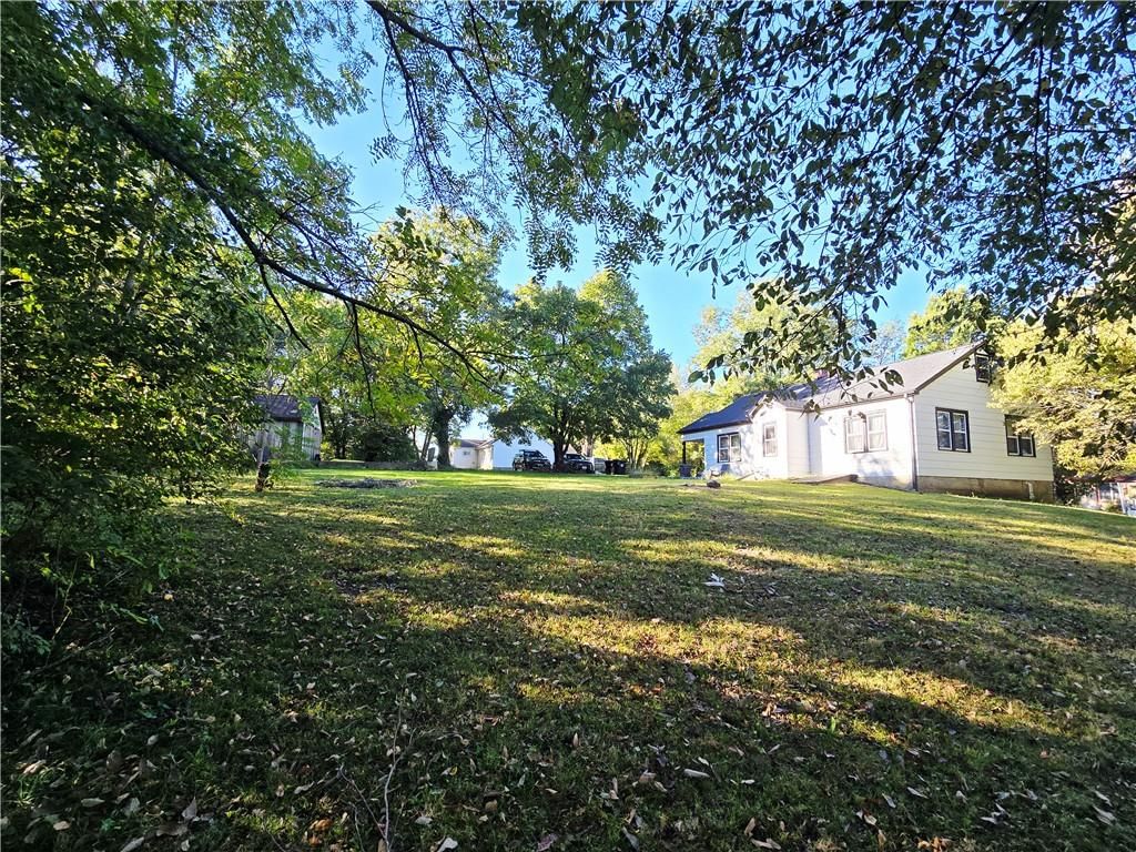 601 N McKissock Street, Pleasant Hill, MO
