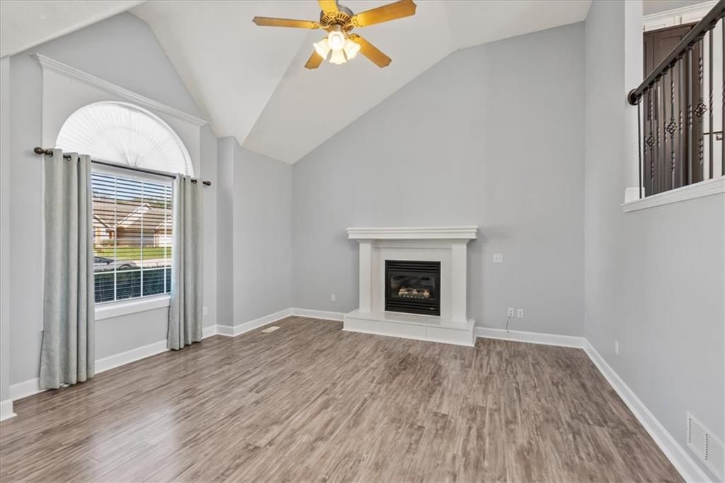 Photo 5 of 47 - 15515 NW 127 Street, Platte City, MO 64079