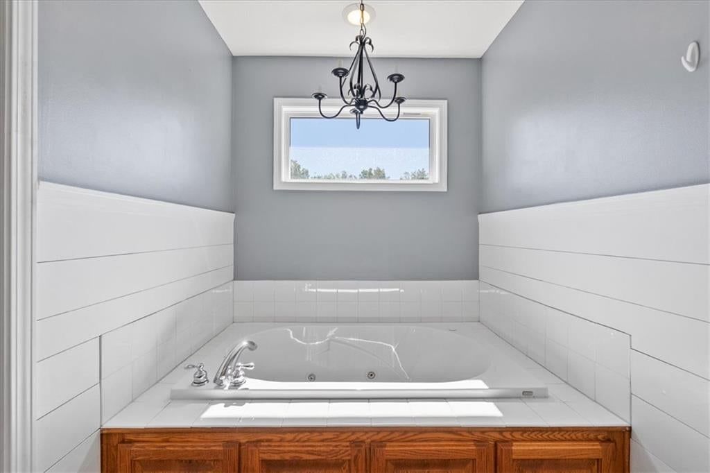 Photo 26 of 47 - 15515 NW 127 Street, Platte City, MO 64079