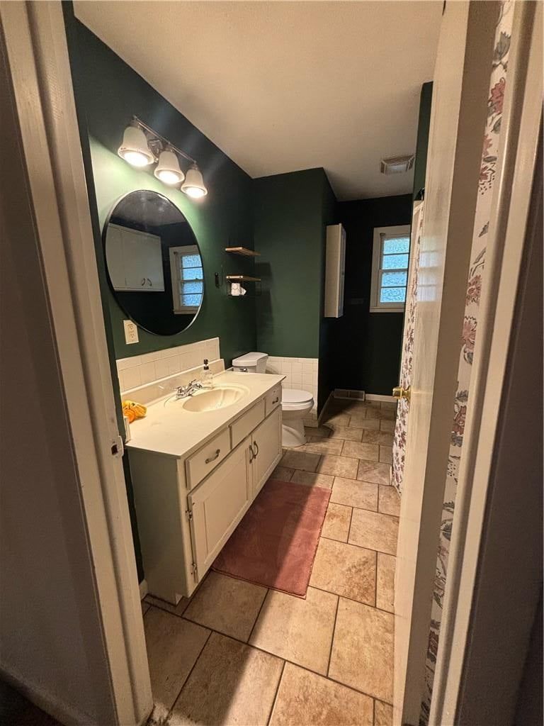 1822 E 133rd Street, Grandview, MO: listing photo 2