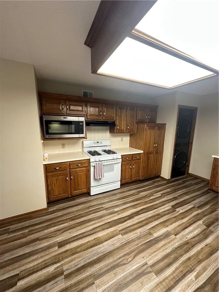 Photo 6 of 24 - 3007-A Cedar Crest Drive, Independence, MO 64057