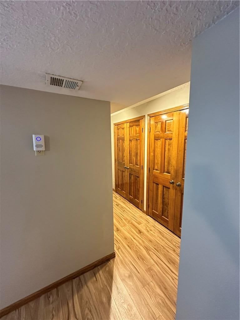 Photo 22 of 24 - 3007-A Cedar Crest Drive, Independence, MO 64057