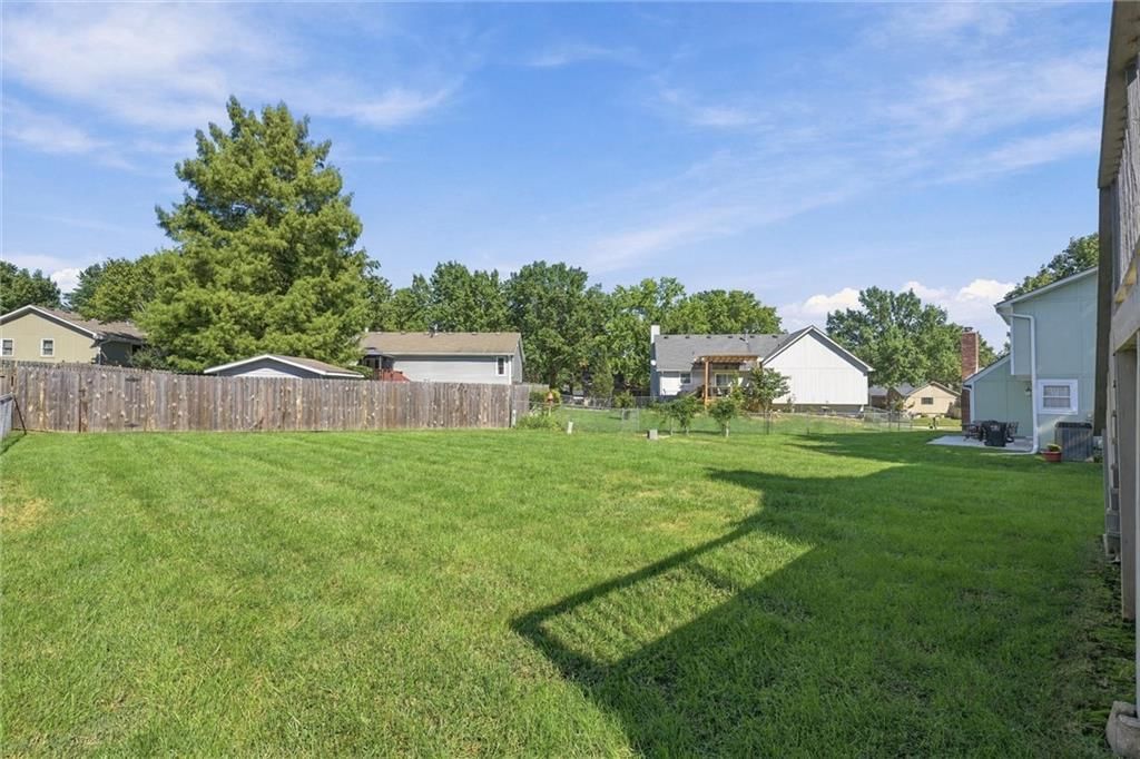 Photo 24 of 28 - 16512 E 51st Street Court S, Independence, MO 64055