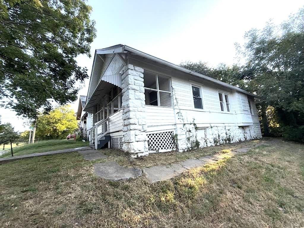 4403 WABASH Avenue, Kansas City, MO: listing photo 3