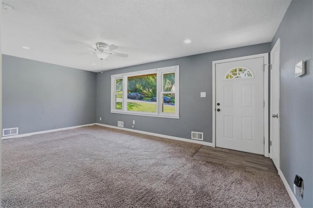 7101 Myrtle Avenue, Kansas City, MO: listing photo 2