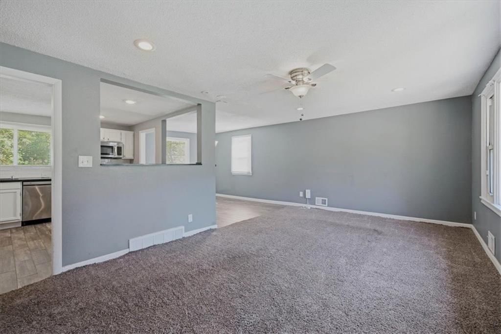 7101 Myrtle Avenue, Kansas City, MO: listing photo 3