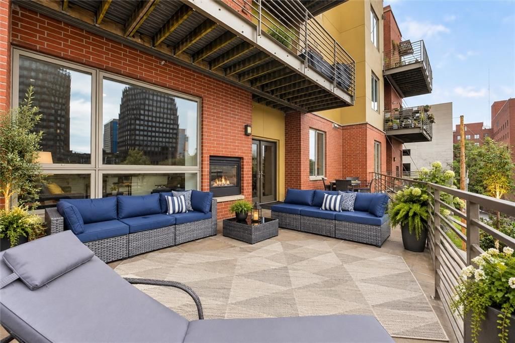 Photo 25 of 48 - 4521 Wornall Road #106, Kansas City, MO 64111