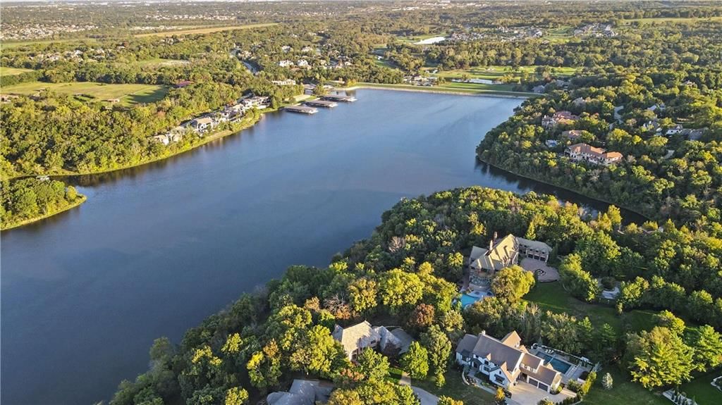 Golf course visible from the property at 60 W Dundee Court, Loch Lloyd, MO 64012