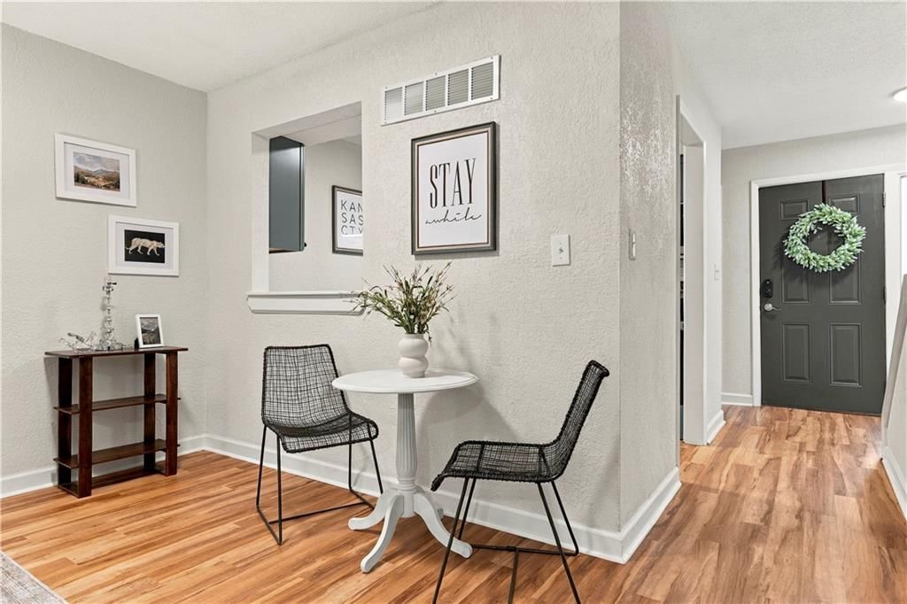 Photo 14 of 26 - 1824 E 97th Street, Kansas City, MO 64131