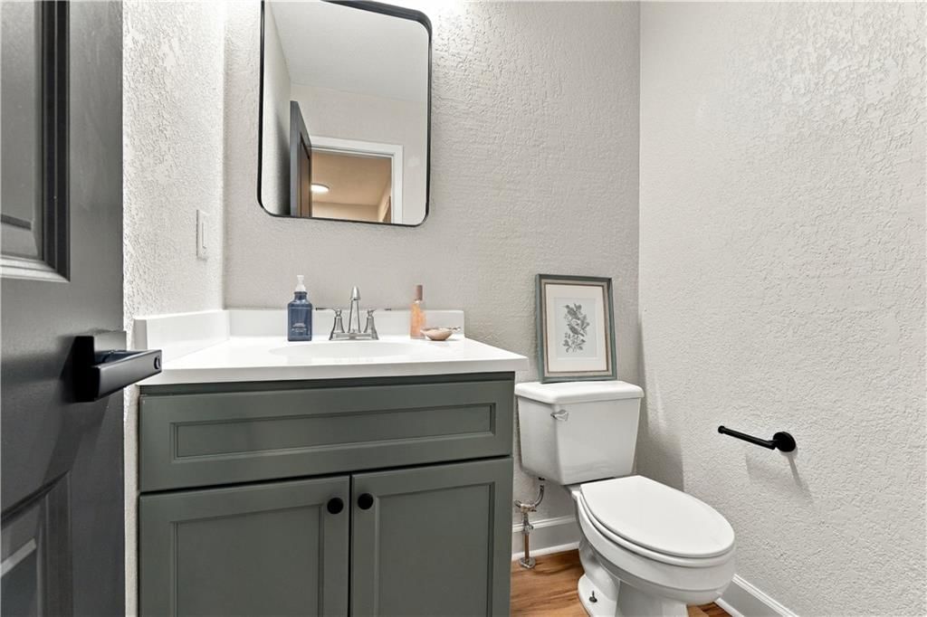 Photo 15 of 26 - 1824 E 97th Street, Kansas City, MO 64131